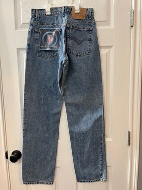 Levi's womens Light Blue Straight Jeans - Classic Denim low rise